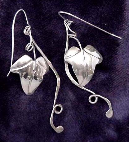 Ivy Spiral Earring