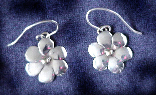 Small Daisy Earring